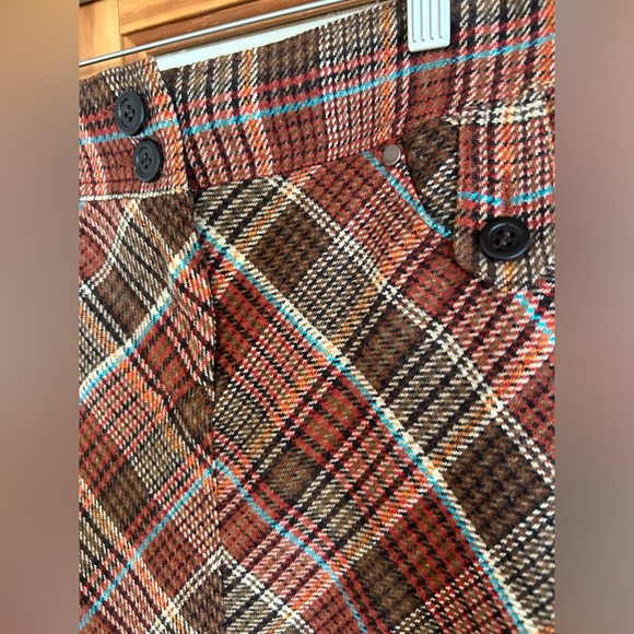 H & M Plaid A line Skirt size 8 - Picture 6 of 6